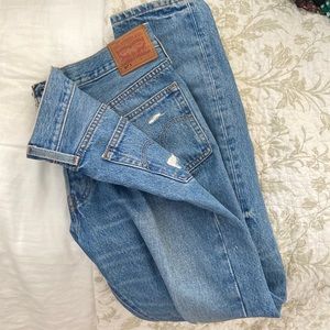 Levi’s skinny 501 wedgie jeans